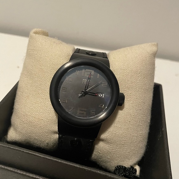 Frye Watch - Picture 2 of 3